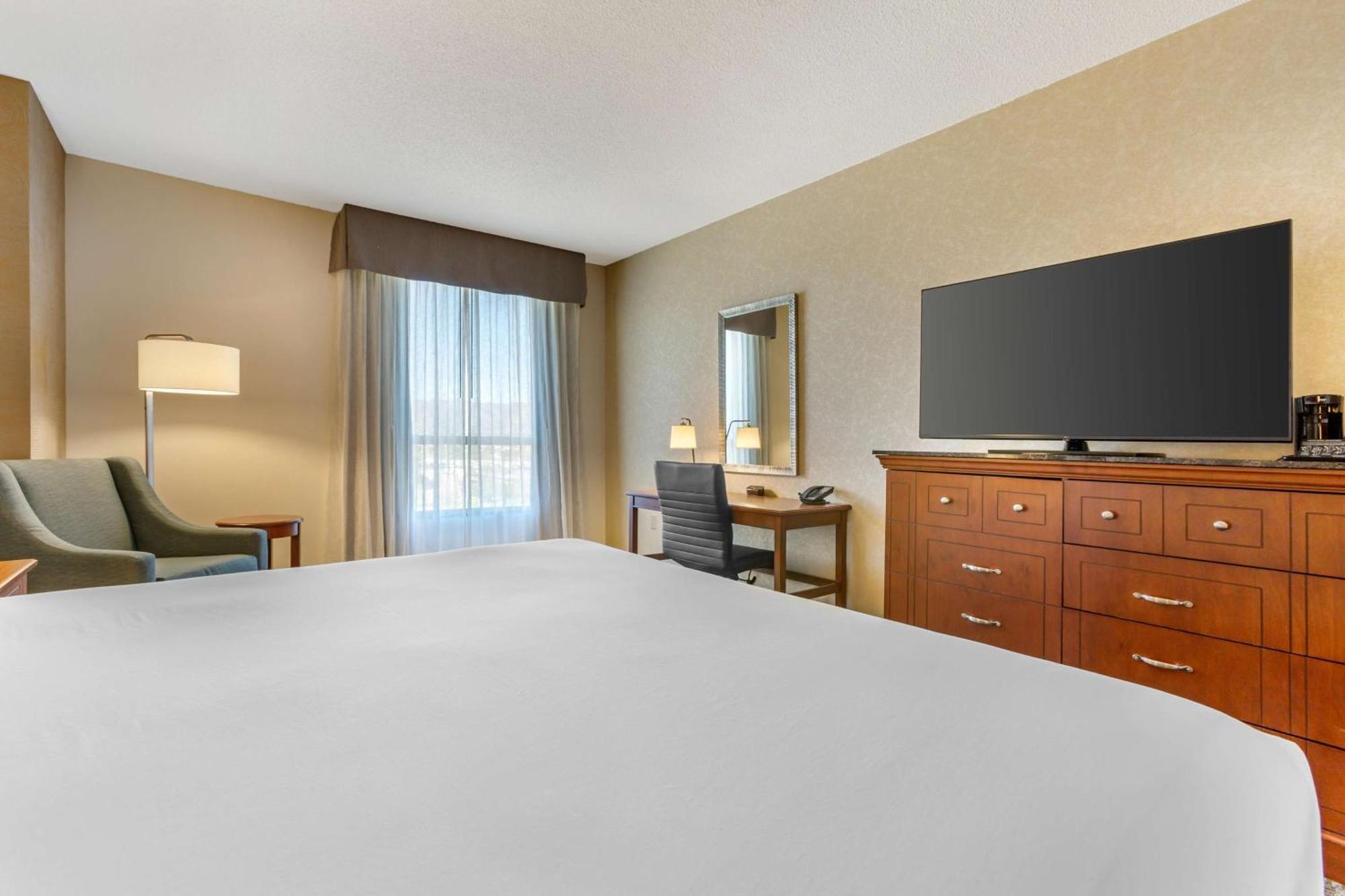 Drury Plaza Hotel Phoenix Темпе Экстерьер фото