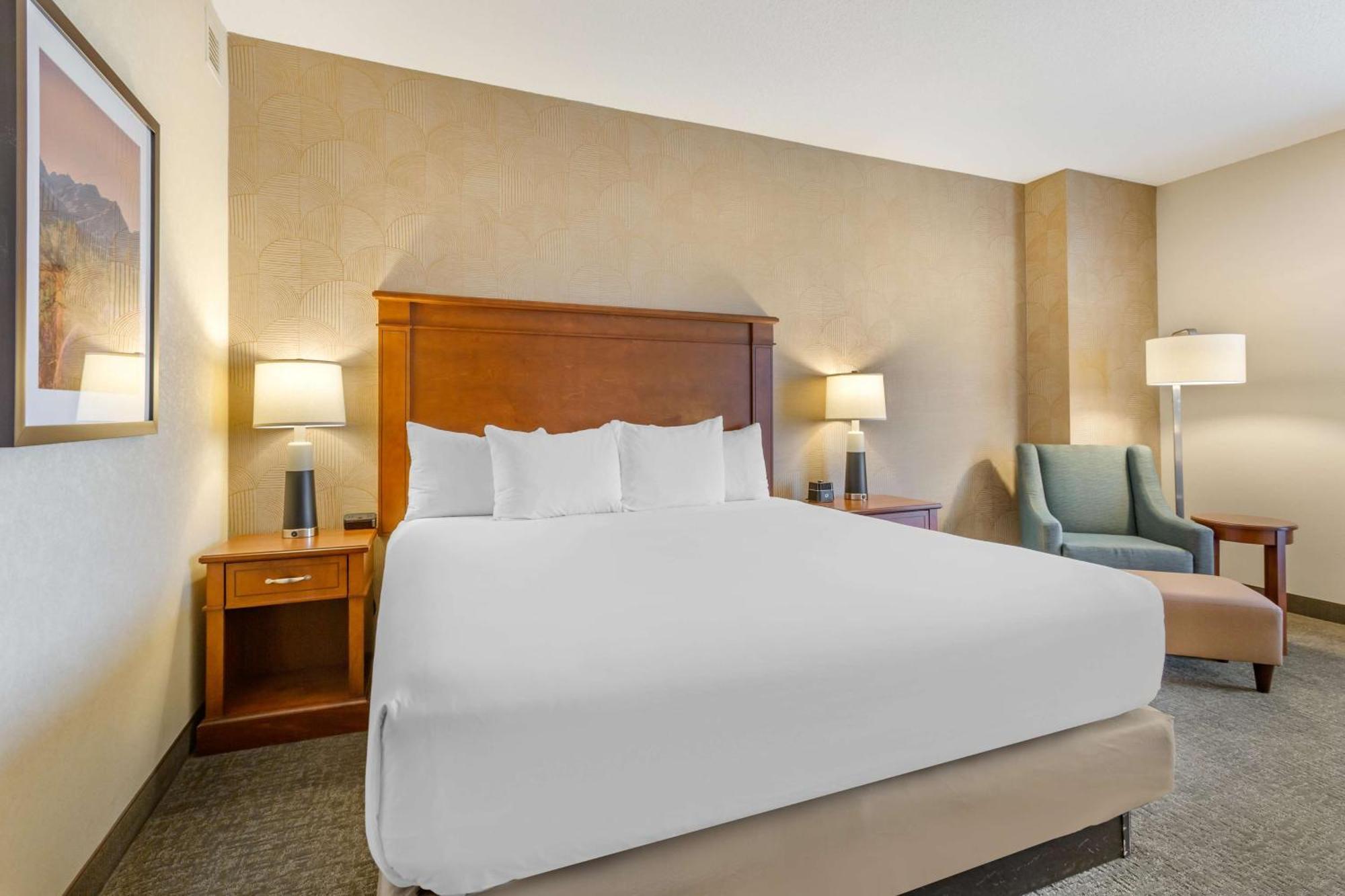 Drury Plaza Hotel Phoenix Темпе Экстерьер фото